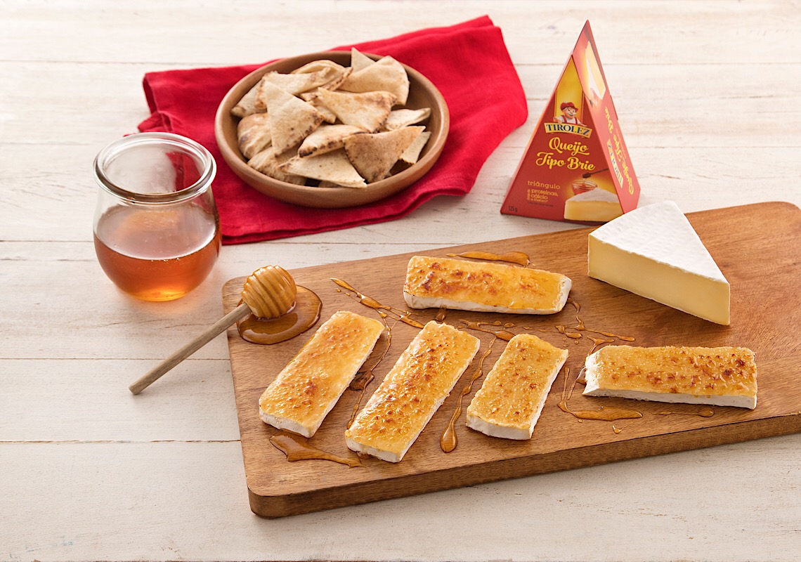 Para assistir aos jogos: Tirolez ensina como fazer Queijo brie Brûlée Com Mel  