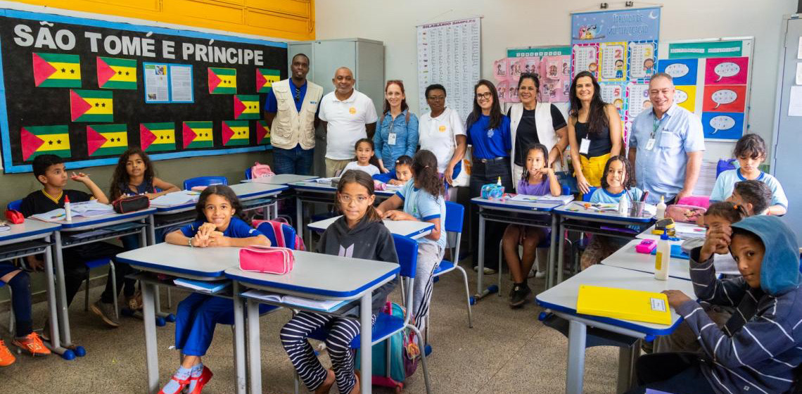 Delegação de São Tomé e Príncipe busca modelo de alimentação escolar do DF