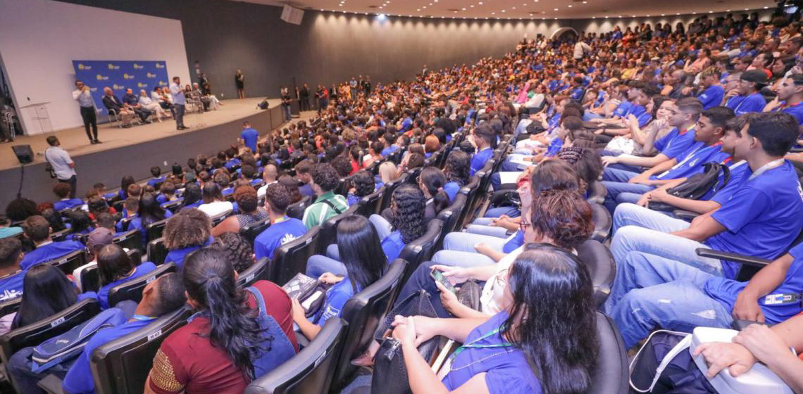 Aula na CLDF vai orientar jovens em situação de vulnerabilidade sobre controle social