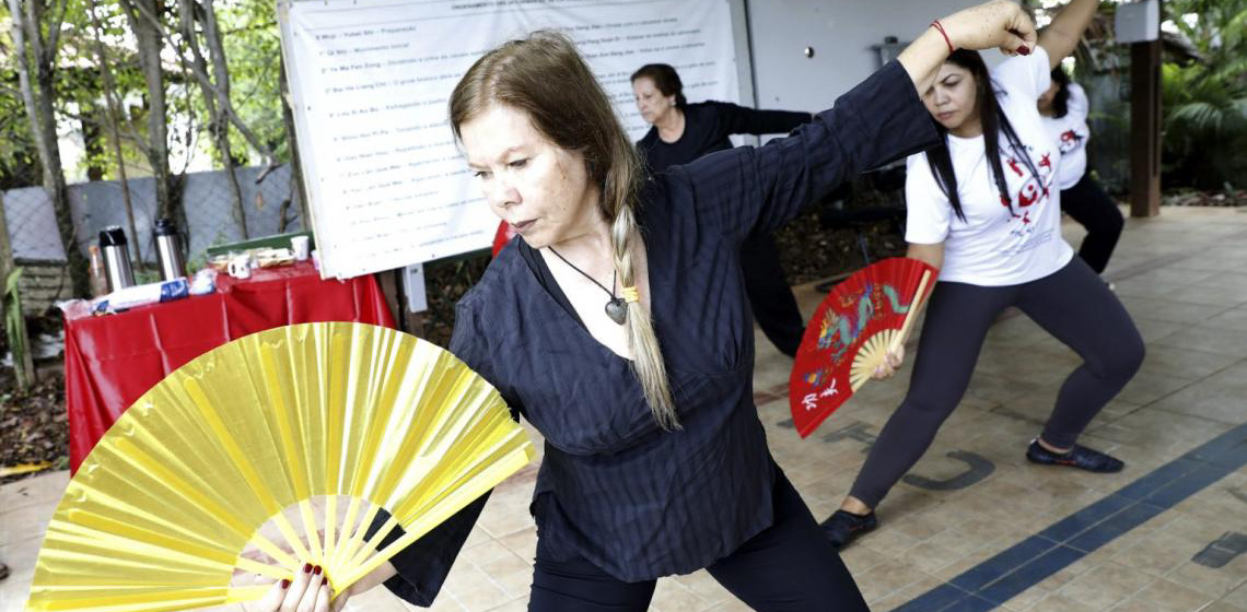 Prática de tai chi chuan leva qualidade de vida a pacientes da rede pública de saúde do DF