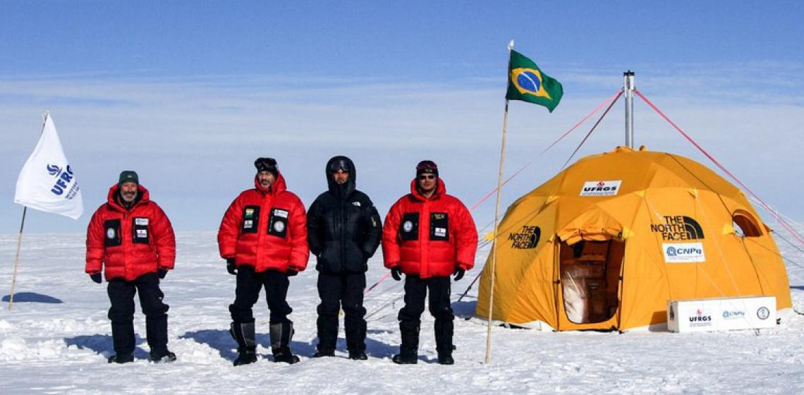 Brasil lidera expedição inédita à Antártida para estudar mudanças climáticas