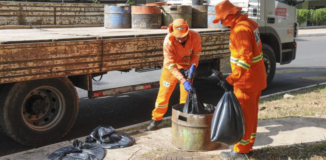 SLU oferece serviço de coleta de resíduos de caixas de gordura de cozinha; saiba como solicitar