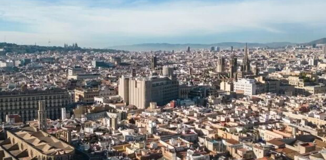 Barcelona tenta proibir imóvel para turista sob risco de perda bilionária