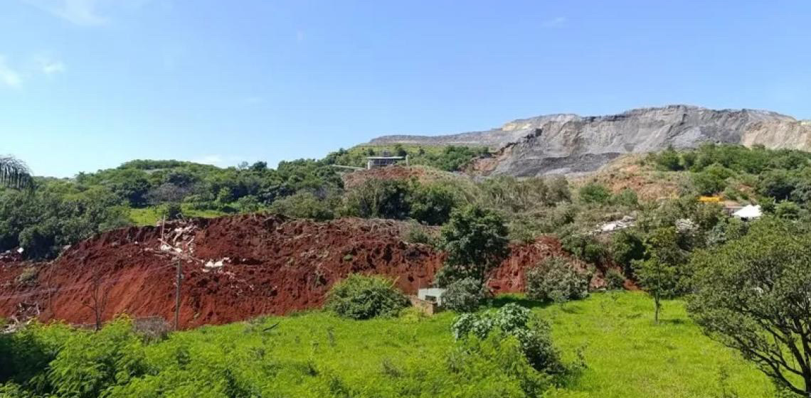 Deslizamento de mina expõe fragilidade do modelo de mineração em Conceição do Pará, MG