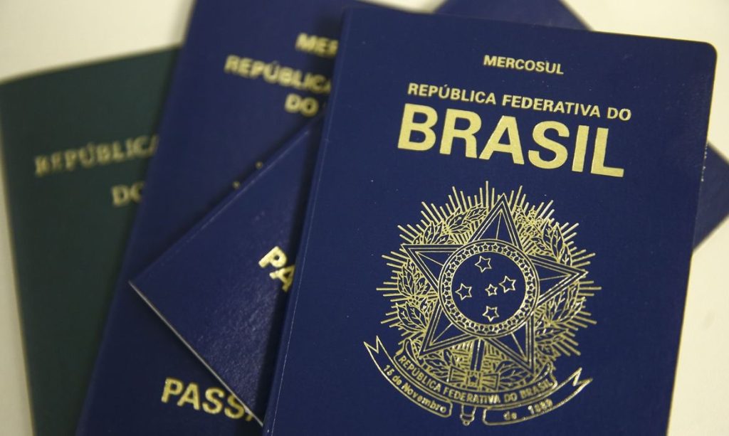 Reino Unido começa a cobrar por autorização de viagem para brasileiros