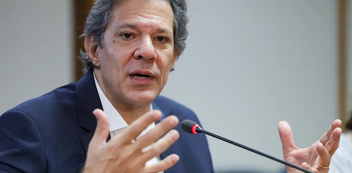 Políticas do governo vão levar dólar a ‘patamar adequado’, diz Haddad 