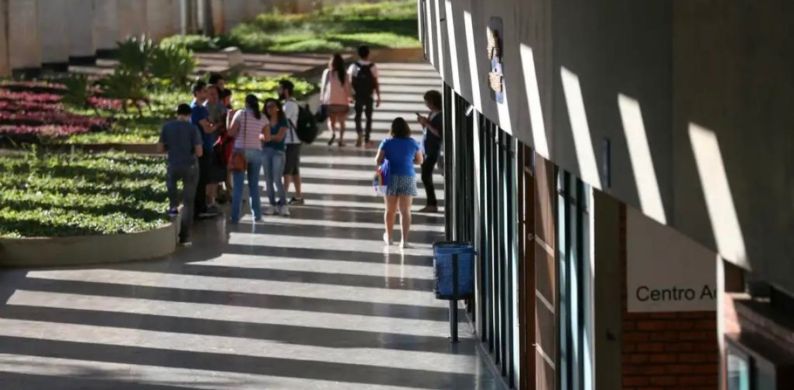 Mulheres representam 59% das matrículas na educação superior