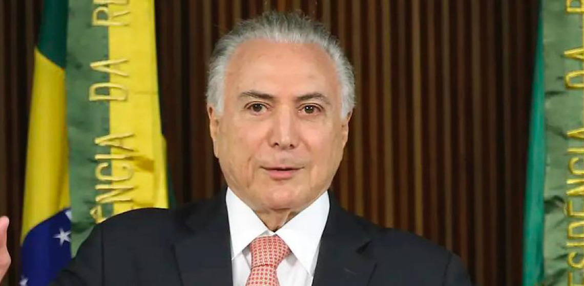 Temer articula grupo com governadores de direita e é criticado por clã Bolsonaro