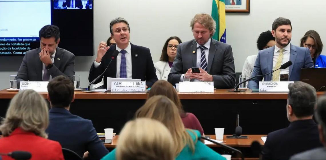 Camilo: Novas regras para EaD protegem população e garantem qualidade