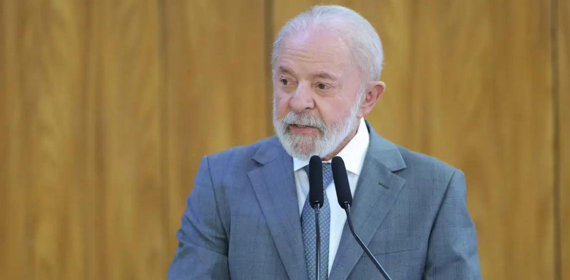Presidente Lula diz que governo brasileiro vai recorrer à OMC contra tarifas dos Estados Unidos
