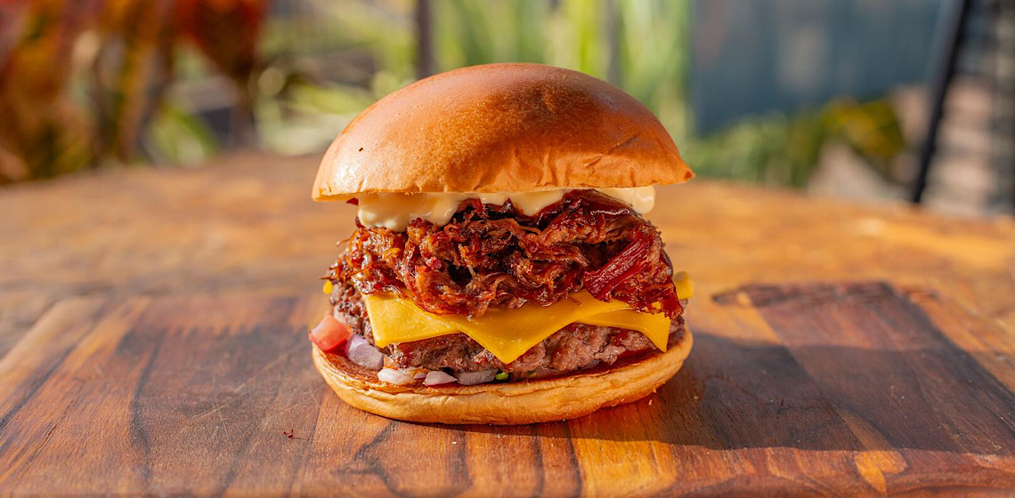  Hamburgueria Geléia Burger lança novo sanduíche ao cardápio