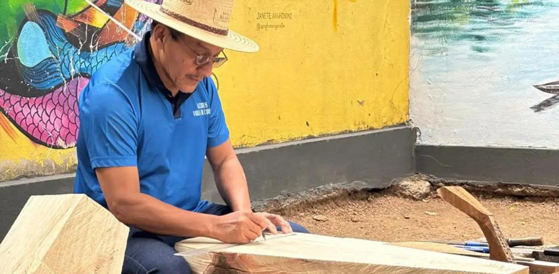 Artesão e violeiro mantêm viva tradição da viola de cocho no Pantanal