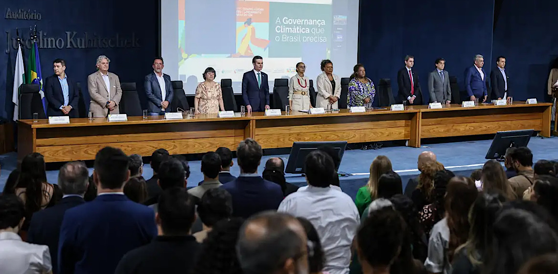 Ministra Marina Silva defende parcerias para sucesso na governança climática