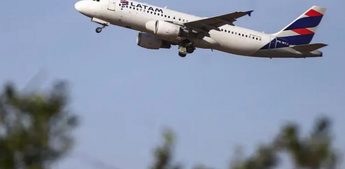 Grupo Latam anuncia compra de 24 aviões modelo E195-E2 da Embraer