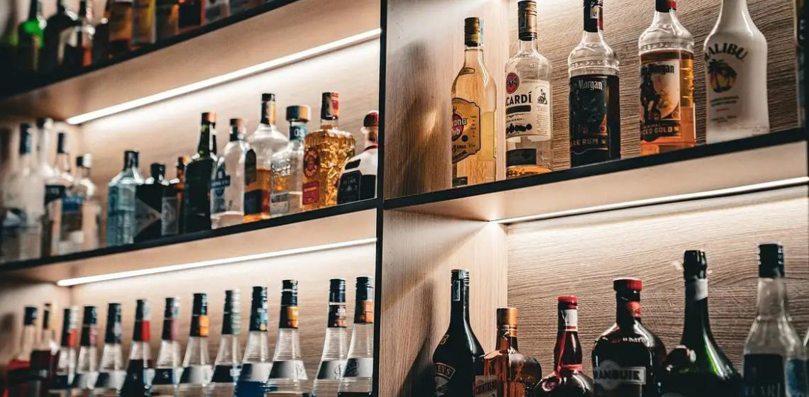 Sindicato dos Clubes do Estado de São Paulo orienta clubes a suspender venda de bebidas destiladas