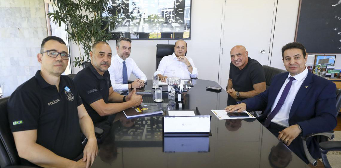 Ibaneis Rocha envia mensagem ao governo federal sobre reajuste e redução de interstício dos policiais penais