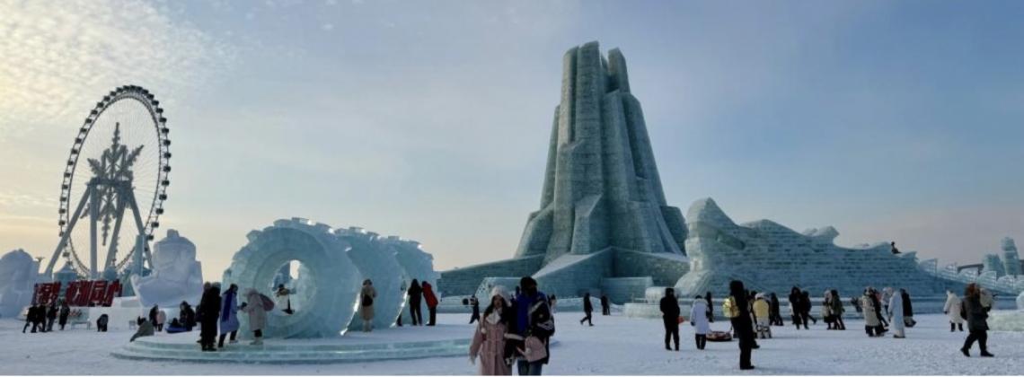 Maior parque temático de gelo e neve do mundo abre na cidade nordeste de Harbin